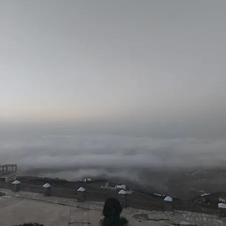 Horizon View Apartment Arnados